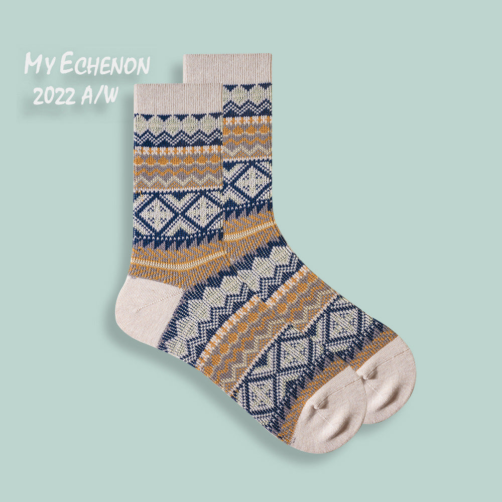 Autumn and winter socks have no bone retro ethnic wind dual road Male couples combed cotton trendy sports socks