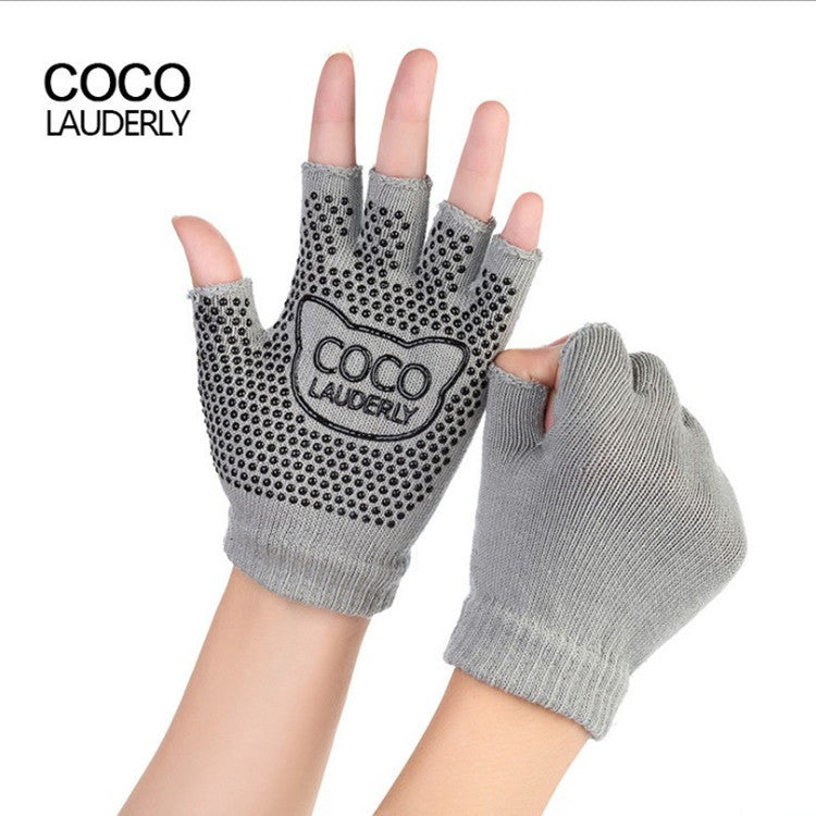 Wholesale autumn and winter anti -sliding pork finger yoga gloves exercise sweat absorption points finger finger flexible daily multi -purpose exposed finger hand