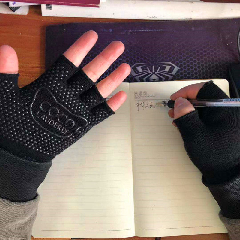 Wholesale autumn and winter anti -sliding pork finger yoga gloves exercise sweat absorption points finger finger flexible daily multi -purpose exposed finger hand